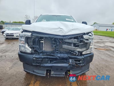 Piąte zdjęcie samochodu w środku: 2021 FORD F350 SUPER DUTY VIN:1FT8X3B64MEC80483 - miniatura