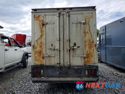 Zdjęcie 6 z 14 samochodu: 2003 FORD E350 BOX TRUCK VIN:1FDSE35L43HA25788 - miniatura