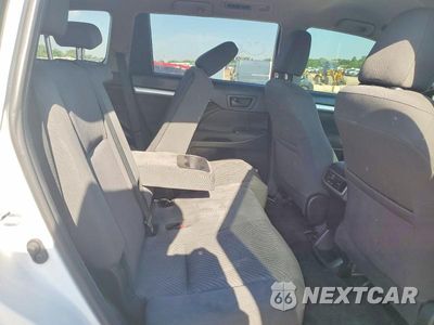 Zdjęcie 11 z 13 samochodu: 2019 TOYOTA HIGHLANDER LE VIN:5TDZARFH9KS043130 - miniatura