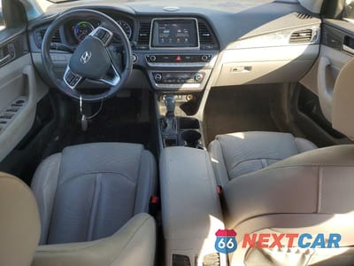 Zdjęcie 8 z 12 samochodu: 2018 HYUNDAI SONATA HYBRID LIMITED VIN:KMHE34L37JA087395 - miniatura