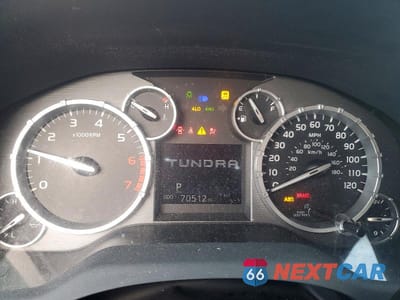 Zdjęcie 9 z 12 samochodu: 2016 TOYOTA TUNDRA VIN:5TFUW5F17GX530741 - miniatura