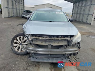 Piąte zdjęcie samochodu w środku: 2017 SUBARU LEGACY 2.5I VIN:4S3BNAB63H3056509 - miniatura