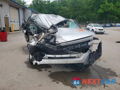 Piąte zdjęcie samochodu w środku: 2015 FORD EXPLORER VIN:1FM5K8B89FGB06315 - miniatura
