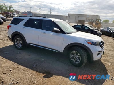 Czwarte zdjęcie samochodu z boku: 2020 FORD EXPLORER XLT VIN:1FMSK7DH0LGB29150 - miniatura