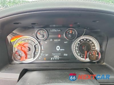 Zdjęcie 9 z 12 samochodu: 2019 RAM 1500 CLASSIC LARAMIE VIN:1C6RR6NM8KS707504 - miniatura