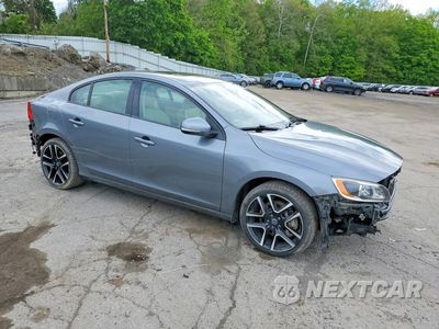Czwarte zdjęcie samochodu z boku: 2017 VOLVO S60 DYNAMIC VIN:YV140MTL6H2436134 - miniatura