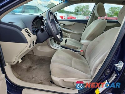 Zdjęcie 7 z 13 samochodu: 2011 TOYOTA COROLLA LE VIN:2T1BU4EEXBC739586 - miniatura