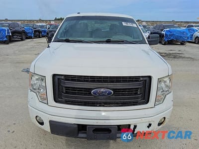 Piąte zdjęcie samochodu w środku: 2013 FORD F150 SUPER CAB VIN:1FTFX1CF3DFC85355 - miniatura
