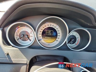 Zdjęcie 9 z 12 samochodu: 2012 MERCEDES-BENZ C 250 VIN:WDDGF4HB9CA614303 - miniatura
