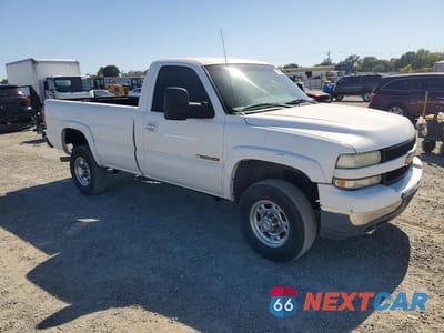 Czwarte zdjęcie samochodu z boku: 2002 CHEVROLET SILVERADO VIN:1GBHC24U32Z243095 - miniatura
