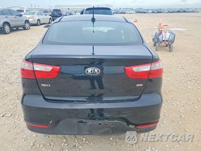 Zdjęcie 6 z 12 samochodu: 2017 KIA RIO LX VIN:KNADM4A36H6026632 - miniatura