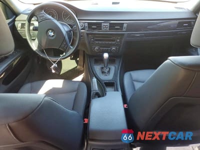 Zdjęcie 8 z 12 samochodu: 2011 BMW 328 XI VIN:WBAPK7G51BNN86133 - miniatura