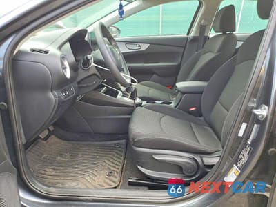 Zdjęcie 7 z 12 samochodu: 2024 KIA FORTE LX, LXS VIN:3KPF24AD5RE811455 - miniatura