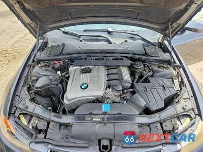 Zdjęcie 11 z 12 samochodu: 2006 BMW 330 XI VIN:WBAVD33566KV61090 - miniatura