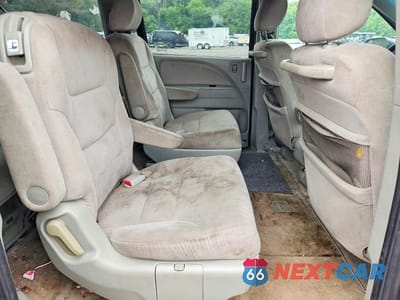 Zdjęcie 11 z 13 samochodu: 2007 HONDA ODYSSEY EX VIN:5FNRL38487B436422 - miniatura