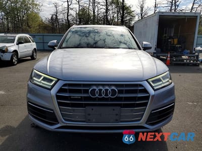Piąte zdjęcie samochodu w środku: 2018 AUDI Q5 PREMIUM PLUS VIN:WA1BNAFY2J2095464 - miniatura