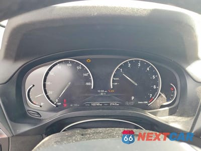 Zdjęcie 9 z 14 samochodu: 2019 BMW X3 SDRIVE30I VIN:5UXTR7C50KLR47977 - miniatura