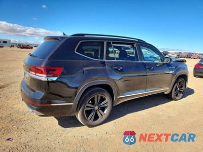 Trzecie zdjęcie samochodu z tyłu: 2021 VOLKSWAGEN ATLAS SE VIN:1V2PR2CAXMC537529 - miniatura