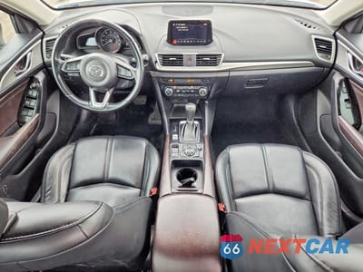 Zdjęcie 8 z 12 samochodu: 2018 MAZDA 3 TOURING VIN:3MZBN1V38JM203250 - miniatura