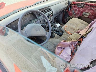 Zdjęcie 8 z 11 samochodu: 1993 TOYOTA T100 BASE VIN:JT4VD10A9P0001554 - miniatura