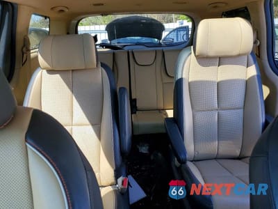 Zdjęcie 10 z 14 samochodu: 2018 KIA SEDONA SXL VIN:KNDME5C13J6355425 - miniatura