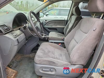 Zdjęcie 7 z 13 samochodu: 2005 HONDA ODYSSEY EX VIN:5FNRL38455B421924 - miniatura