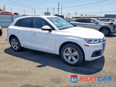Czwarte zdjęcie samochodu z boku: 2019 AUDI Q5 PREMIUM PLUS VIN:WA1BNAFY7K2081898 - miniatura