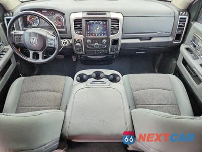 Zdjęcie 8 z 12 samochodu: 2018 RAM 1500 SLT VIN:1C6RR7GG7JS311303 - miniatura
