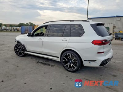 Drugie zdjęcie samochodu z przodu: 2021 BMW X7 XDRIVE40I VIN:5UXCW2C09M9E78892 - miniatura