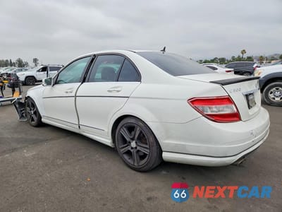 Drugie zdjęcie samochodu z przodu: 2010 MERCEDES-BENZ C 300 VIN:WDDGF5EB1AF437417 - miniatura