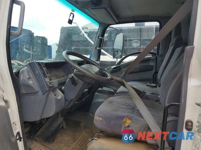 Zdjęcie 7 z 12 samochodu: 2012 ISUZU NPR HD BOX TRUCK VIN:54DC4W1B6CS803694 - miniatura