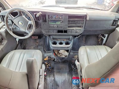 Zdjęcie 8 z 13 samochodu: 2015 CHEVROLET EXPRESS G2500 VIN:1GCWGGCF2F1211525 - miniatura