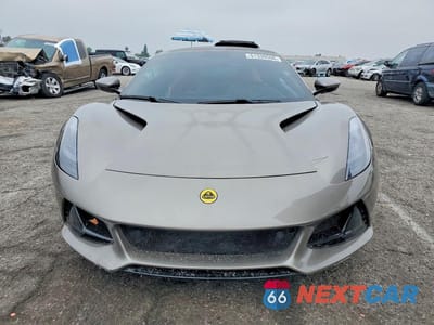 Piąte zdjęcie samochodu w środku: 2025 LOTUS EMIRA VIN:SCCLEJAX6SHB10220 - miniatura