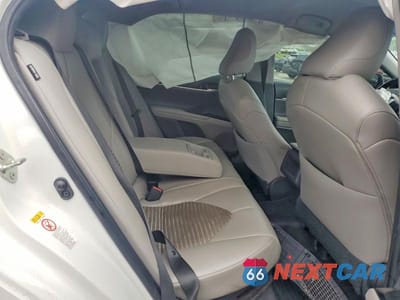 Zdjęcie 10 z 12 samochodu: 2019 TOYOTA CAMRY HYBRID SE VIN:4T1B21HK8KU512661 - miniatura