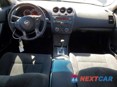 Zdjęcie 8 z 12 samochodu: 2012 NISSAN ALTIMA 2.5 VIN:1N4AL2AP3CN517244 - miniatura