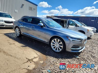 Czwarte zdjęcie samochodu z boku: 2018 VOLVO S90 T8 INSCRIPTION VIN:LVYBC0AL9JP035873 - miniatura