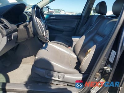 Zdjęcie 7 z 12 samochodu: 2005 HONDA ACCORD EX VIN:1HGCM567X5A166449 - miniatura