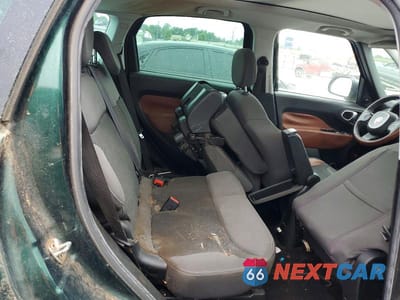 Zdjęcie 11 z 13 samochodu: 2014 FIAT 500L TREKKING VIN:ZFBCFADH1EZ022192 - miniatura