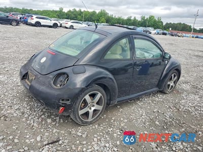 Trzecie zdjęcie samochodu z tyłu: 2002 VOLKSWAGEN NEW BEETLE GLS SPORT VIN:3VWED21C22M450101 - miniatura