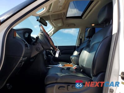 Zdjęcie 7 z 13 samochodu: 2019 INFINITI QX80 LUXE VIN:JN8AZ2NF9K9688604 - miniatura