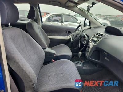 Zdjęcie 10 z 12 samochodu: 2011 TOYOTA YARIS BASE VIN:JTDJT4K39B5335256 - miniatura