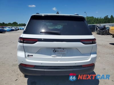 Zdjęcie 6 z 14 samochodu: 2024 JEEP GRAND CHEROKEE LAREDO VIN:1C4RJHAG8RC136516 - miniatura