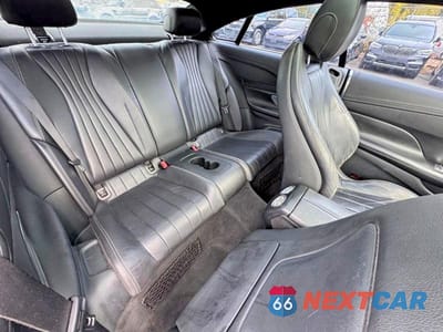 Zdjęcie 6 z 10 samochodu: 2018 MERCEDES-BENZ E 400 VIN:WDD1J6FBXJF010617 - miniatura
