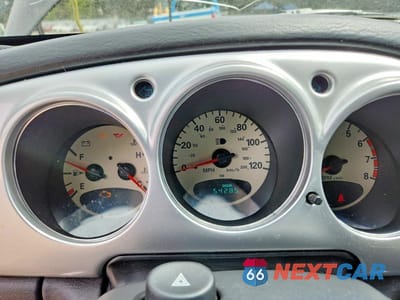 Zdjęcie 9 z 13 samochodu: 2004 CHRYSLER PT CRUISER LIMITED VIN:3C8FY68874T223529 - miniatura