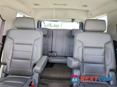 Zdjęcie 10 z 13 samochodu: 2017 GMC YUKON DENALI VIN:1GKS2CKJ8HR402600 - miniatura