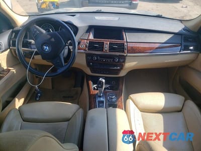 Zdjęcie 8 z 13 samochodu: 2011 BMW X5 XDRIVE35I VIN:5UXZV4C5XBL403250 - miniatura