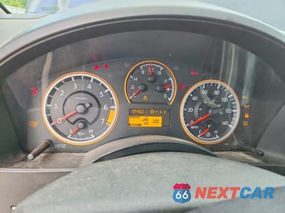 Zdjęcie 9 z 13 samochodu: 2010 NISSAN TITAN SE VIN:1N6BA0ED3AN311263 - miniatura