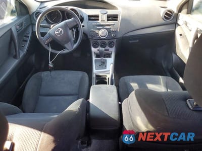 Zdjęcie 8 z 12 samochodu: 2011 MAZDA 3 I VIN:JM1BL1UFXB1413688 - miniatura