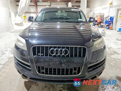 Piąte zdjęcie samochodu w środku: 2011 AUDI Q7 PREMIUM PLUS VIN:WA1LMAFE9BD002524 - miniatura