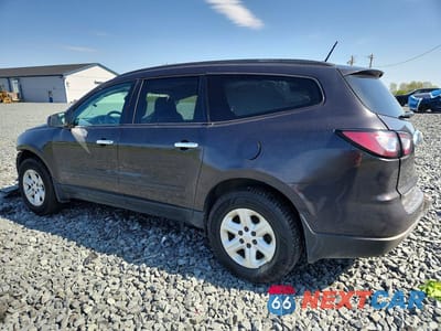 Drugie zdjęcie samochodu z przodu: 2017 CHEVROLET TRAVERSE LS VIN:1GNKVFED5HJ154483 - miniatura